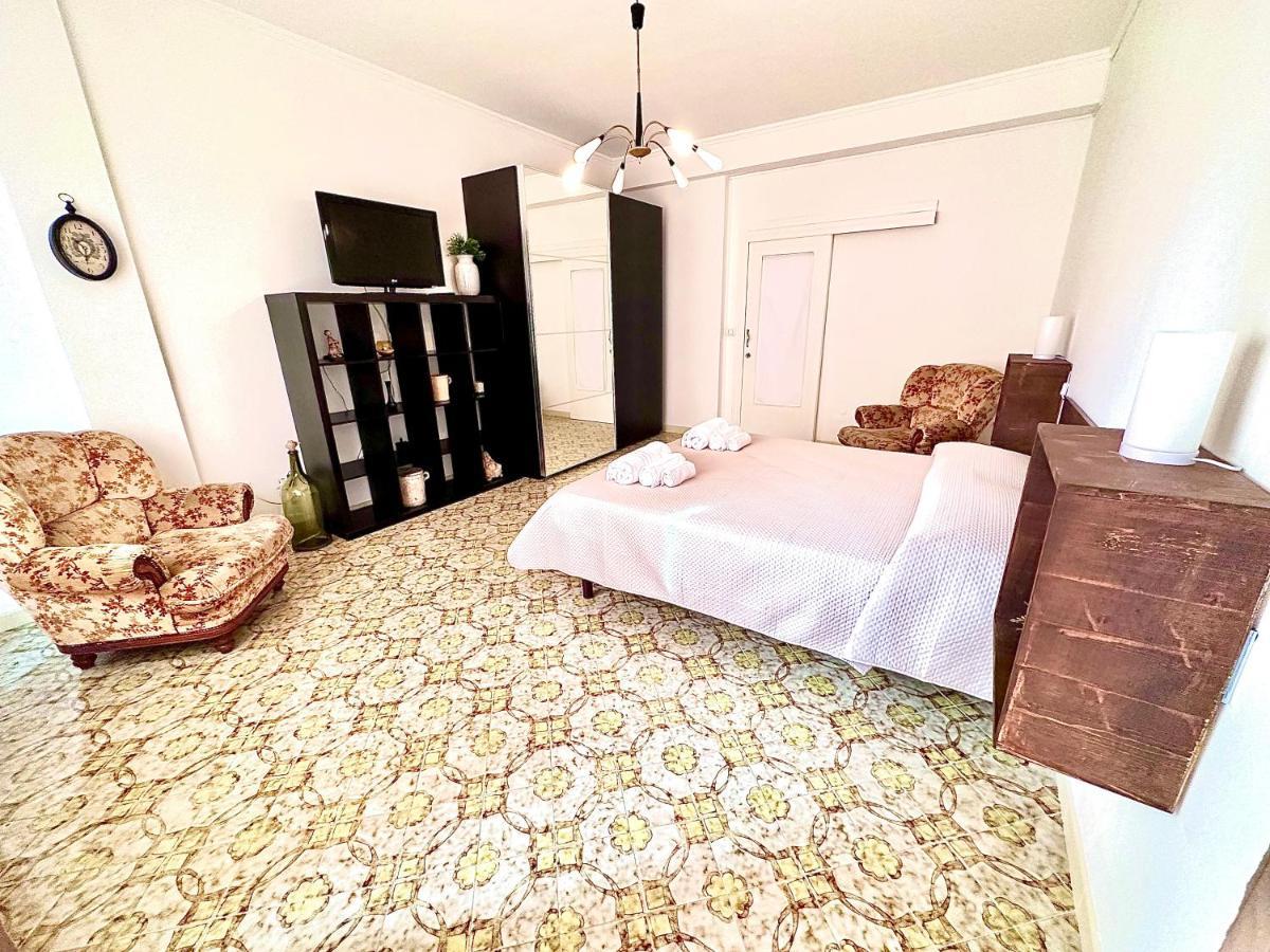 Bed and Breakfast Sorrenthouse Sant'Agnello Exterior foto