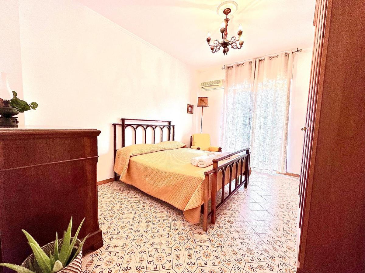 Bed and Breakfast Sorrenthouse Sant'Agnello Exterior foto